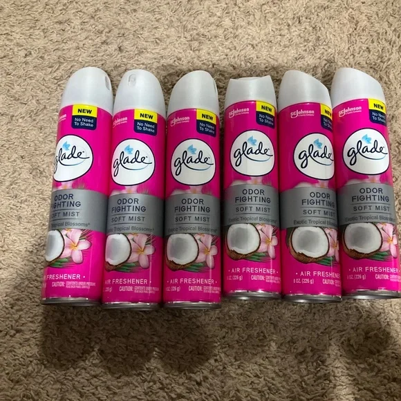 4-Glade Odor Fighting Soft Mist Air Freshener Room Spray - Picture 3 of 15